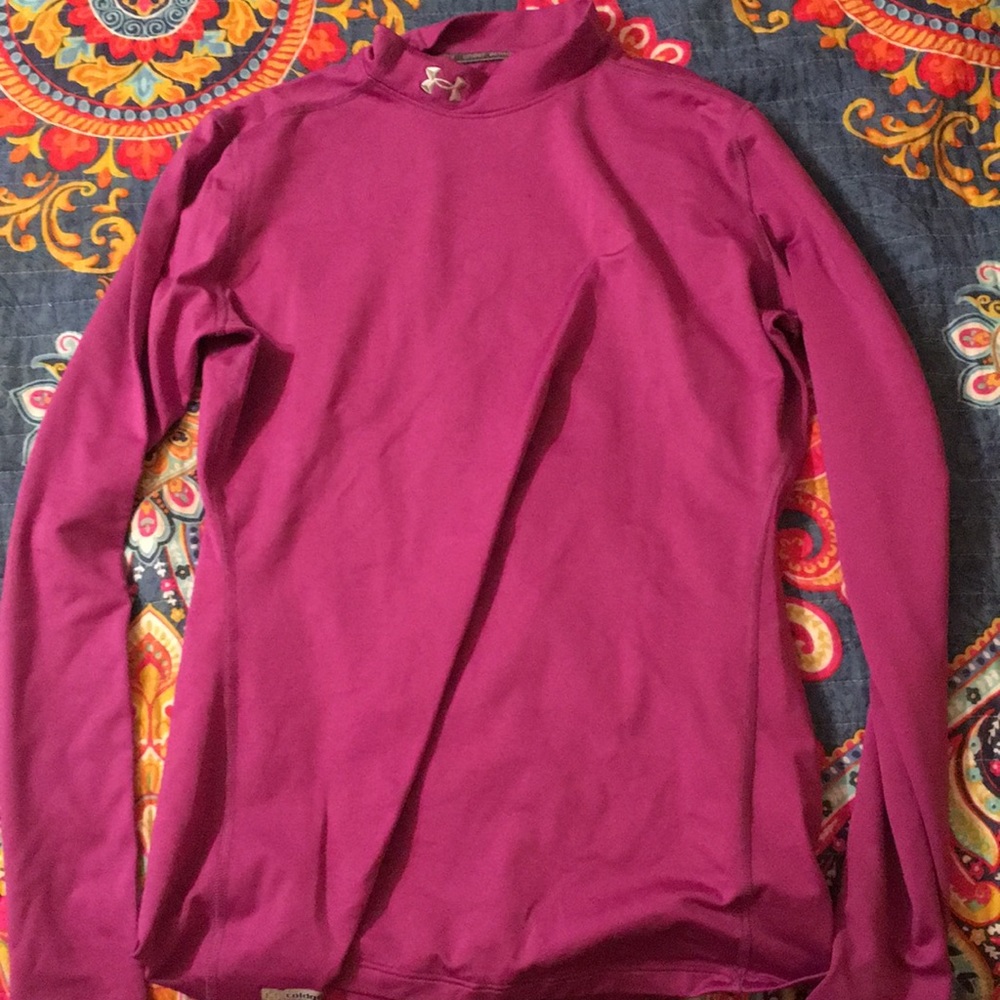 Under Armor long sleeve cold gear shirt